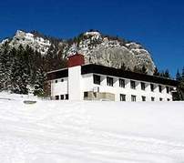 
The cottage Skalka
Ski lift: 100 m - skipark
Capacity: 42 beds
area: National park Vek Fatra